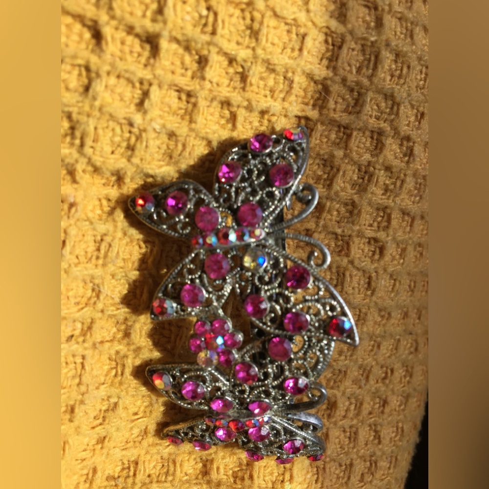 ✨Long shell necklace, Pink Butterfly Hair-clip &Yellow glitter Flower Barrette ✨ - Picture 15 of 16